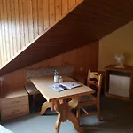 Wirt Z'minsta 酒店 3*