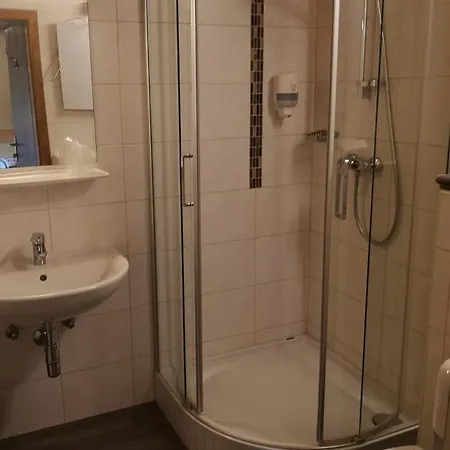 Wirt Z'minsta Hotel 3*