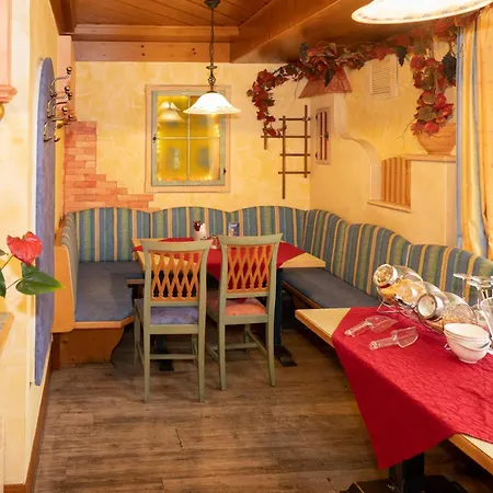 Hotell Wirt Z'minsta Altmünster