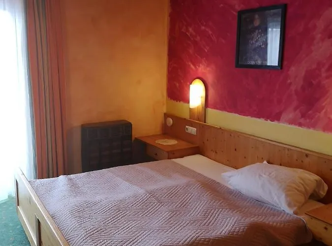 Wirt Z'minsta Альтмюнстер