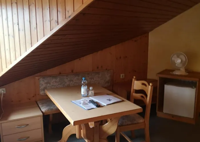 Wirt Z'minsta Отель 3*