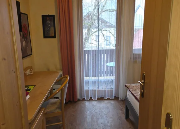 Wirt Z'minsta Hotel 3*